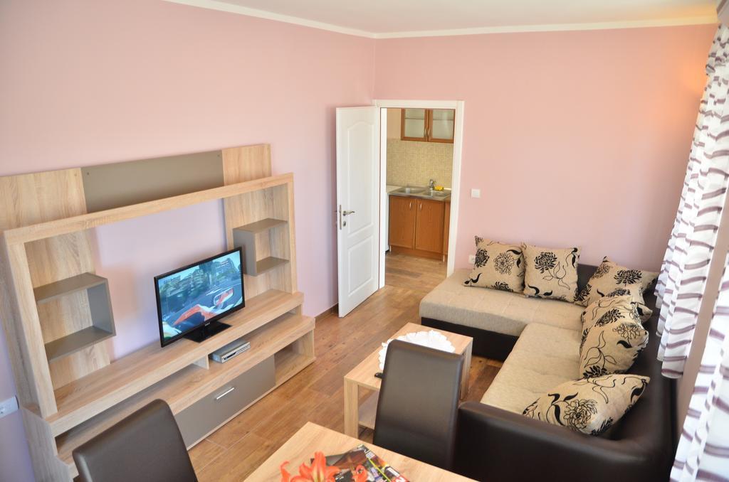 Apartments Cejovic Ulcinj Habitación foto